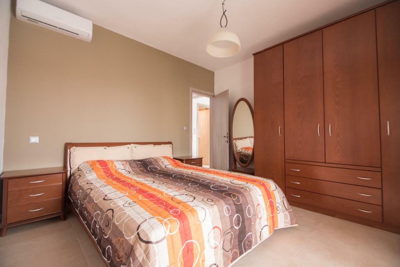 Vicky Rooms Paralia Dionysiou Dış mekan fotoğraf