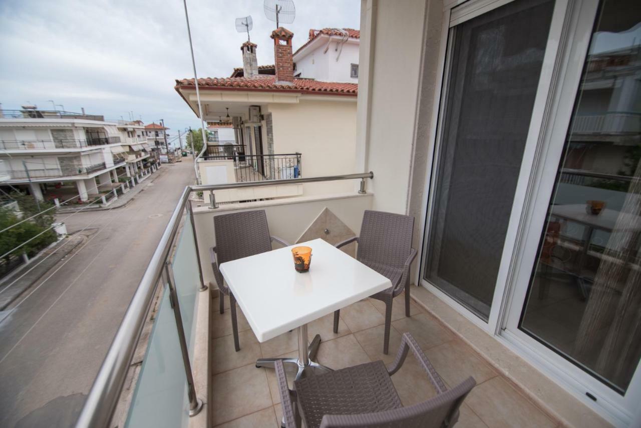 Vicky Rooms Paralia Dionysiou Dış mekan fotoğraf