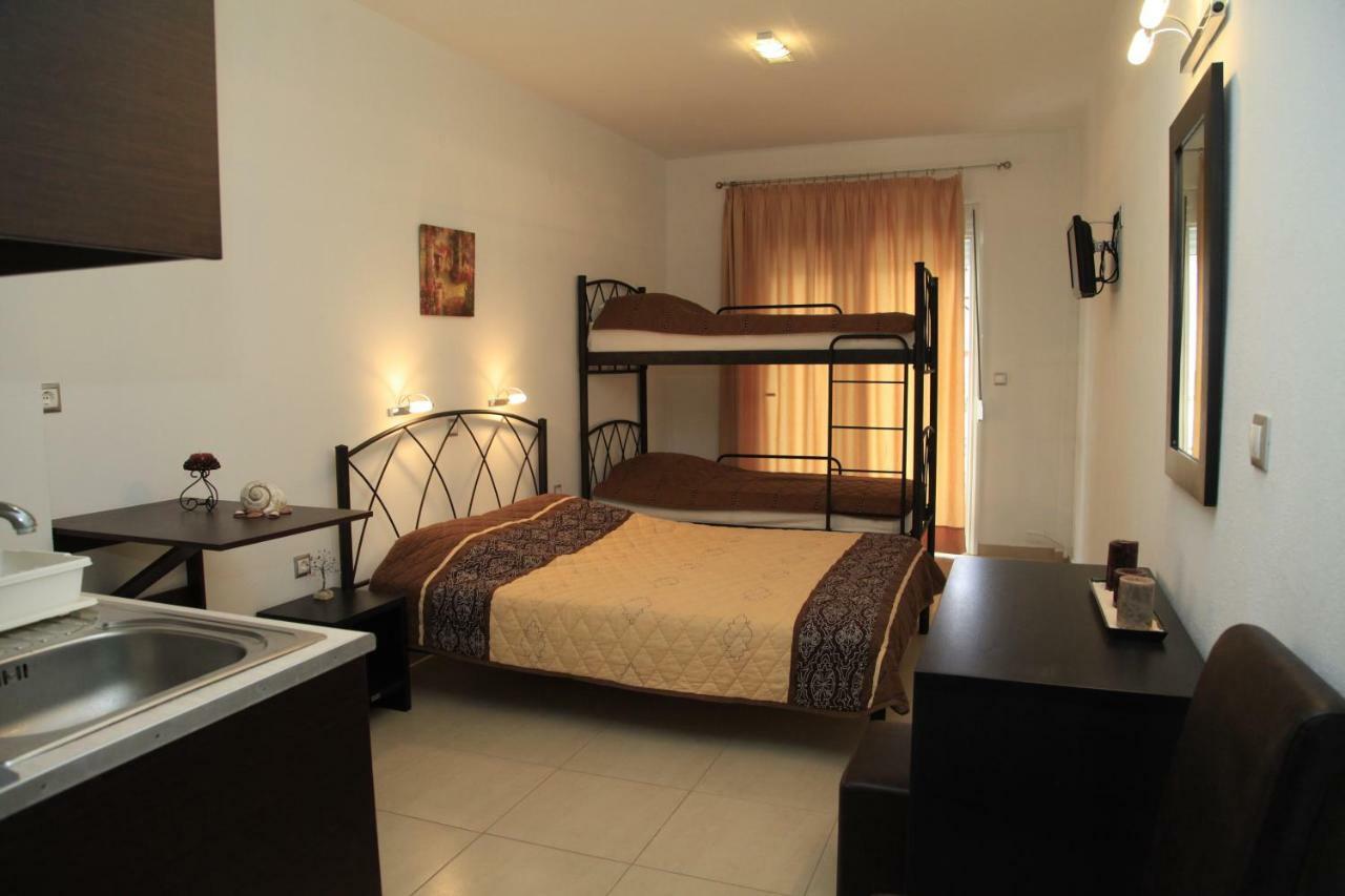 Vicky Rooms Paralia Dionysiou Dış mekan fotoğraf